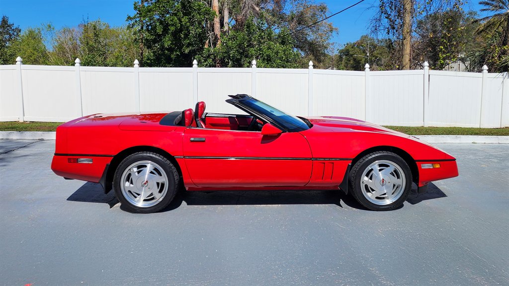 1989 Chevrolet Corvette photo