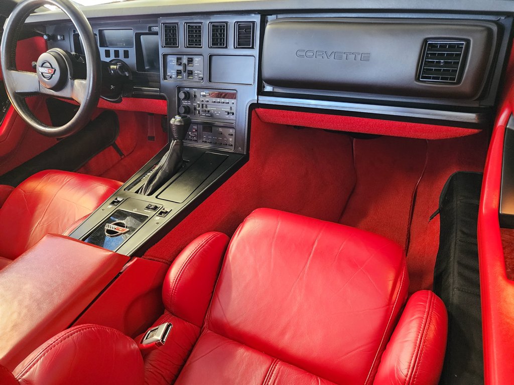1989 Chevrolet Corvette photo