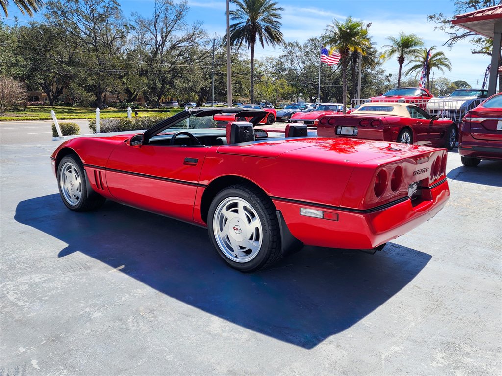 1989 Chevrolet Corvette photo