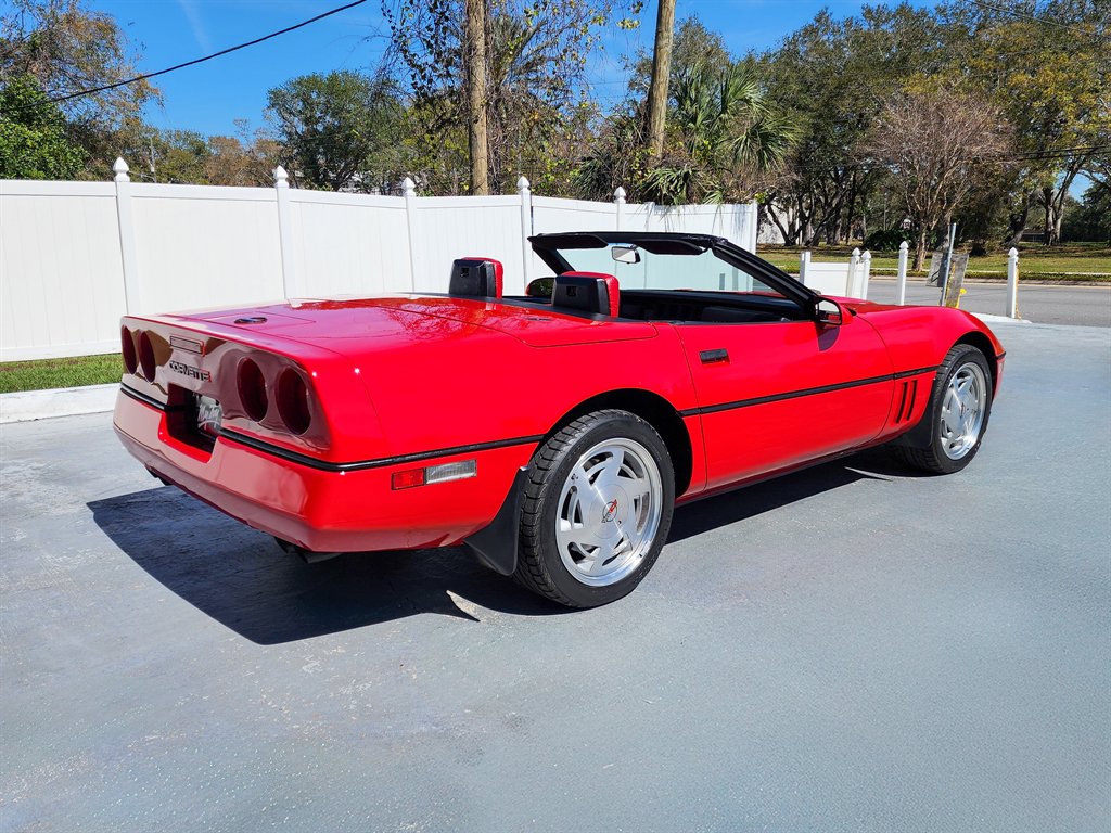 1989 Chevrolet Corvette photo