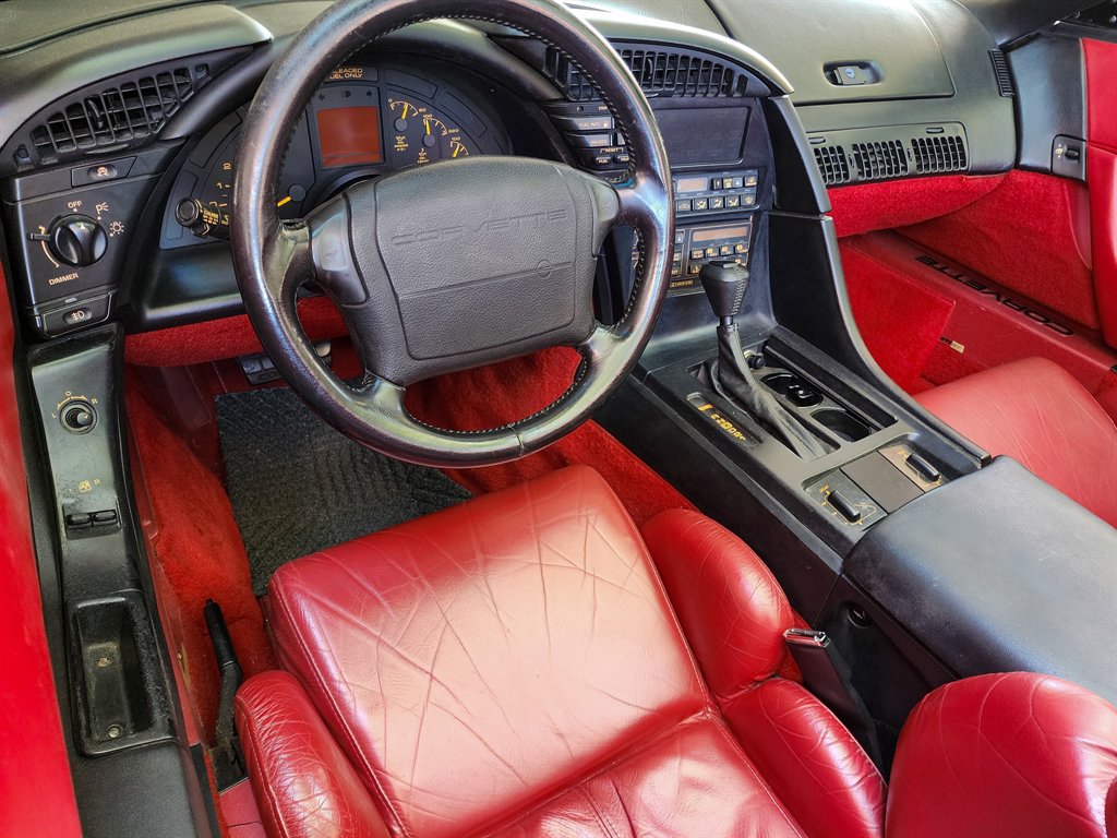 1992 Chevrolet Corvette - $16,875