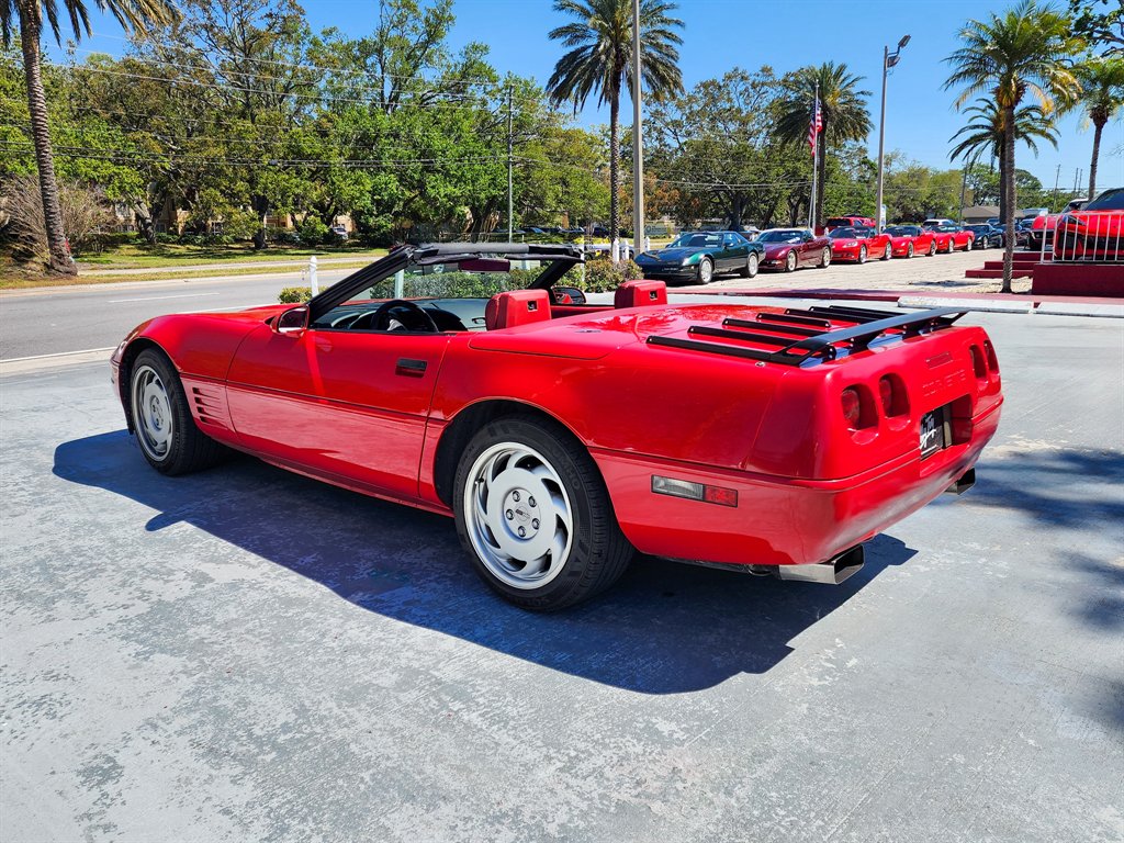 1992 Chevrolet Corvette - $16,875
