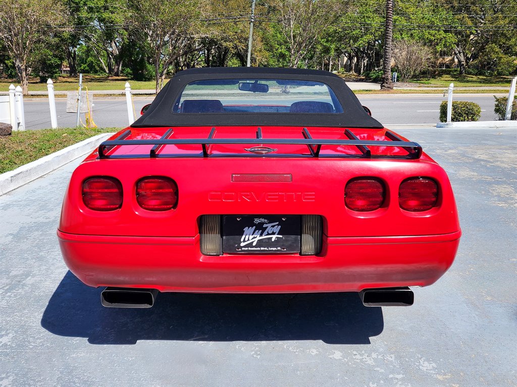 1992 Chevrolet Corvette - $16,875