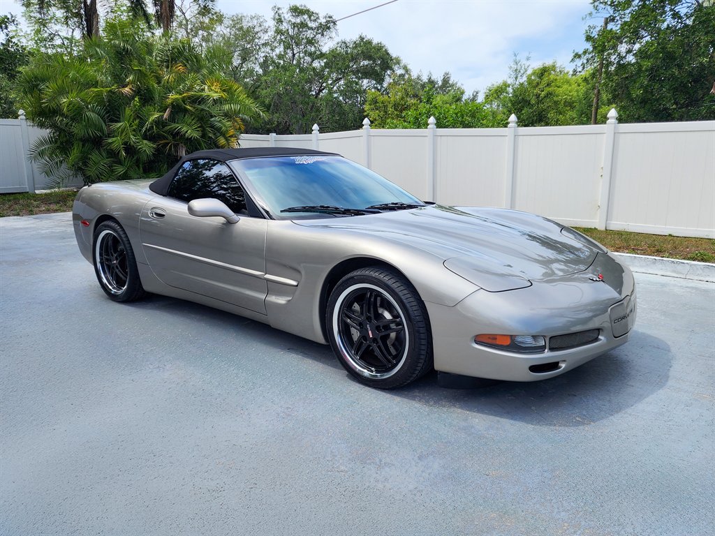 1998 Chevrolet Corvette photo