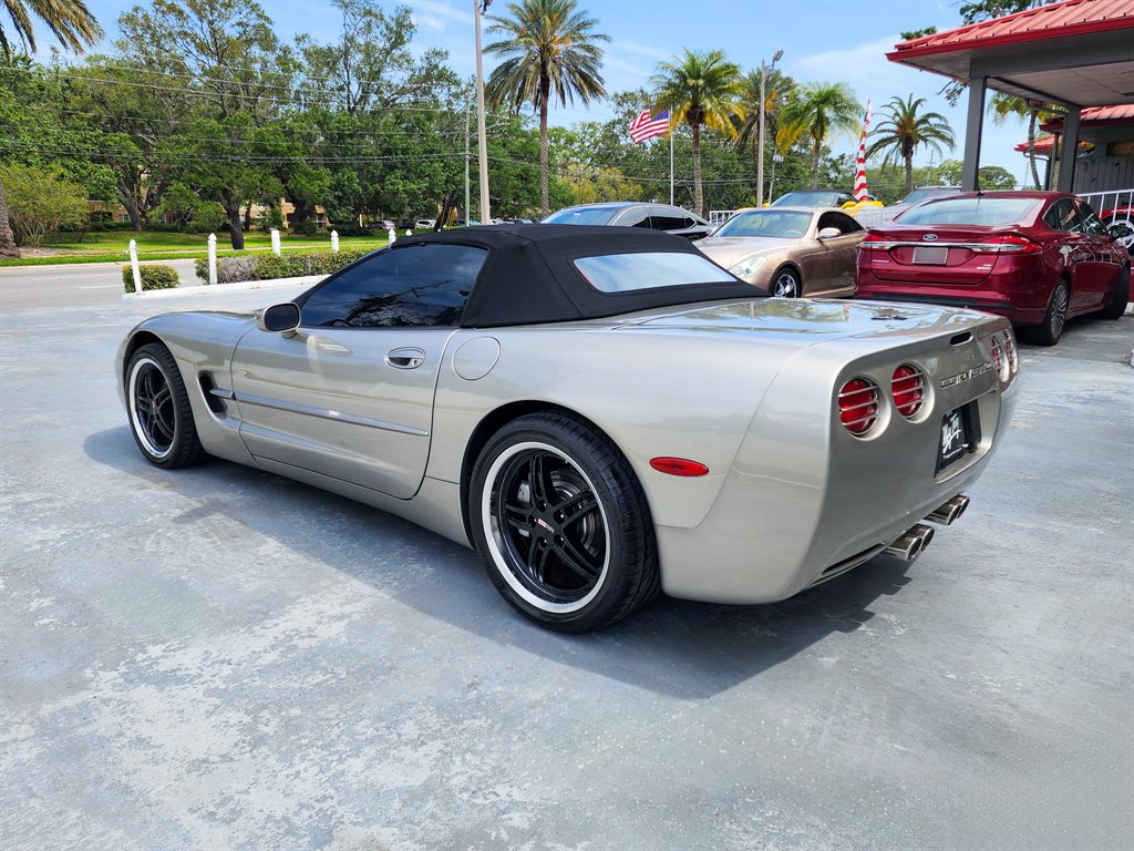 1998 Chevrolet Corvette photo