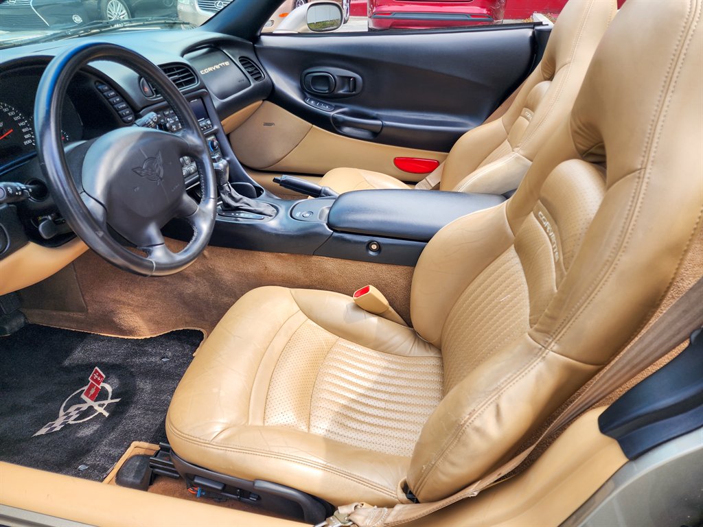 1998 Chevrolet Corvette photo