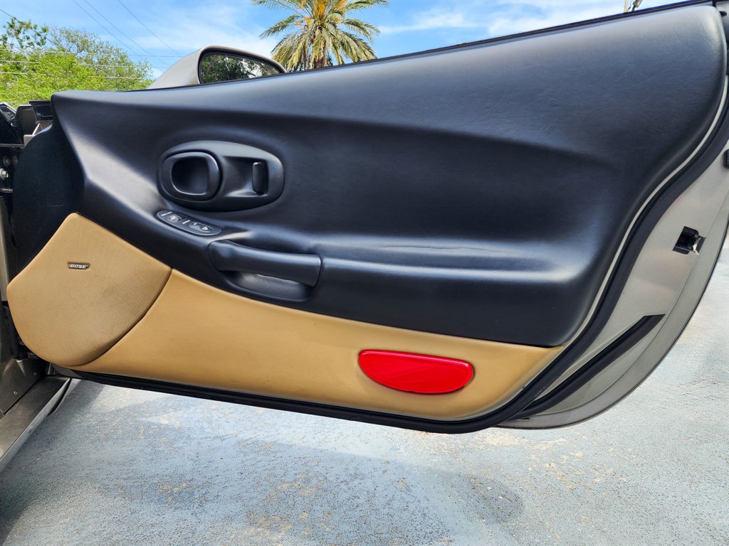 1998 Chevrolet Corvette photo