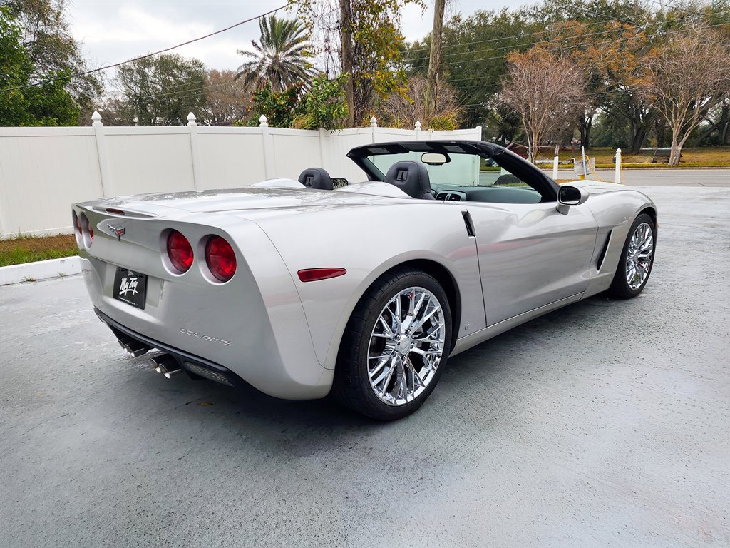 2006 Chevrolet Corvette - $25,975