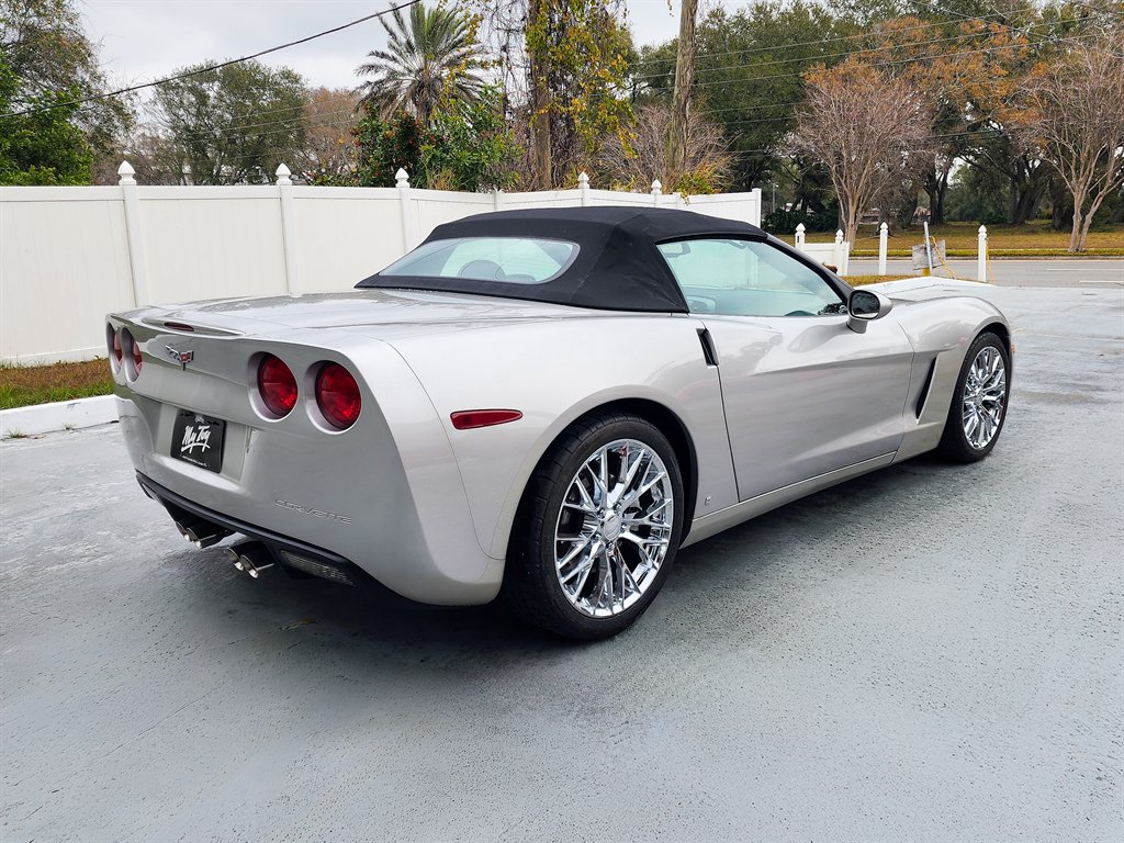 2006 Chevrolet Corvette - $25,975
