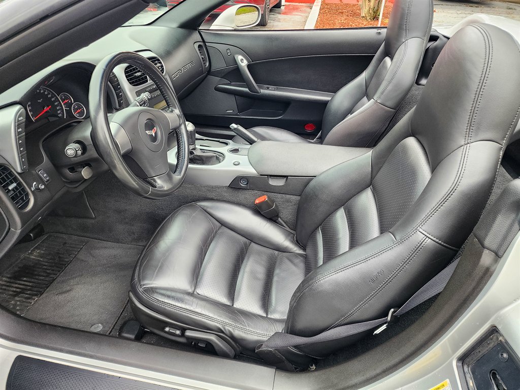 2006 Chevrolet Corvette - $25,975