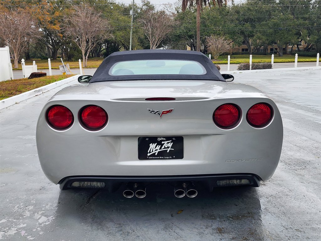 2006 Chevrolet Corvette - $25,975