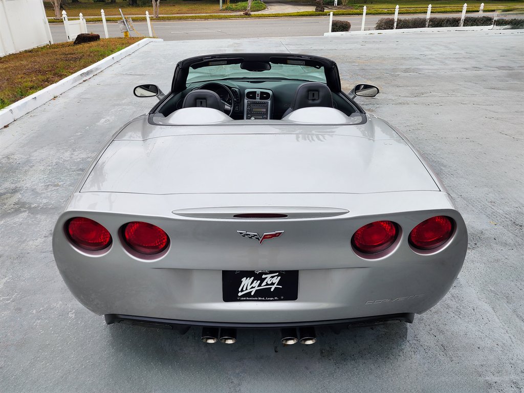 2006 Chevrolet Corvette - $25,975