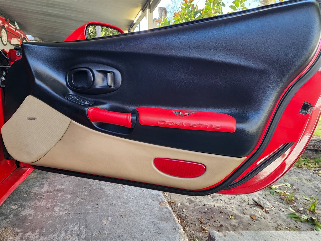 1998 Chevrolet Corvette - $14,875