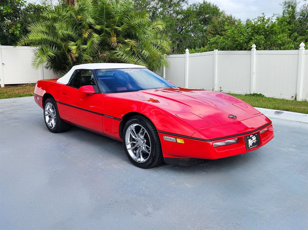 1990 Chevrolet Corvette - $16,975
