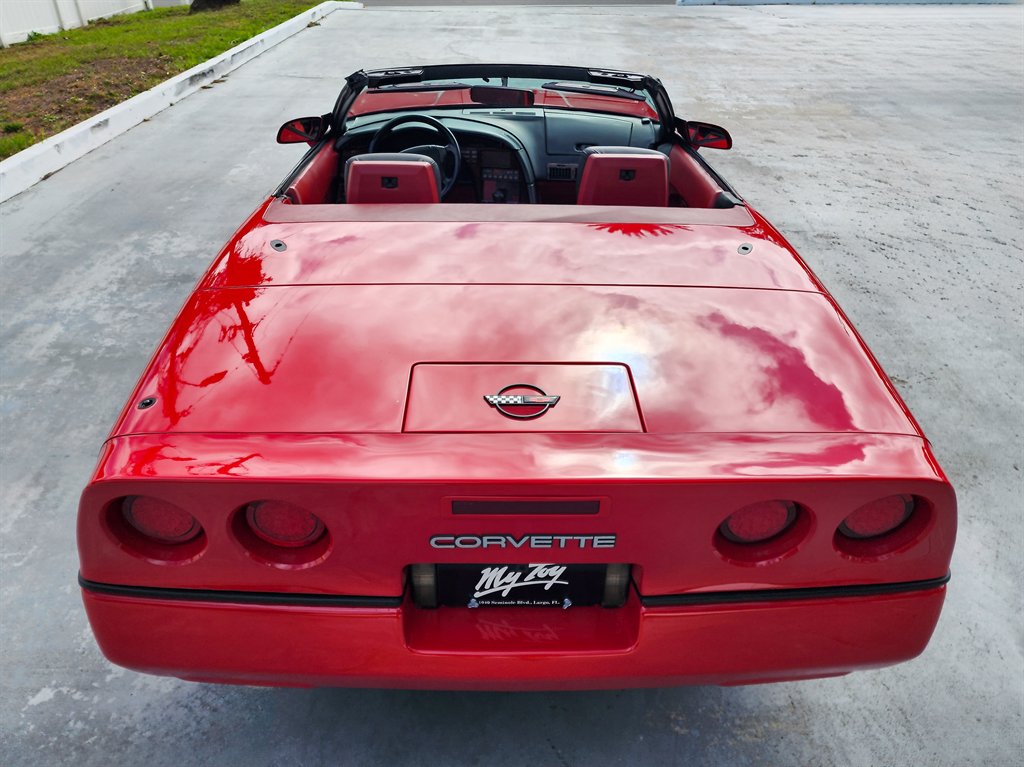 1990 Chevrolet Corvette - $16,975