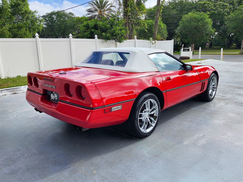 1990 Chevrolet Corvette - $16,975