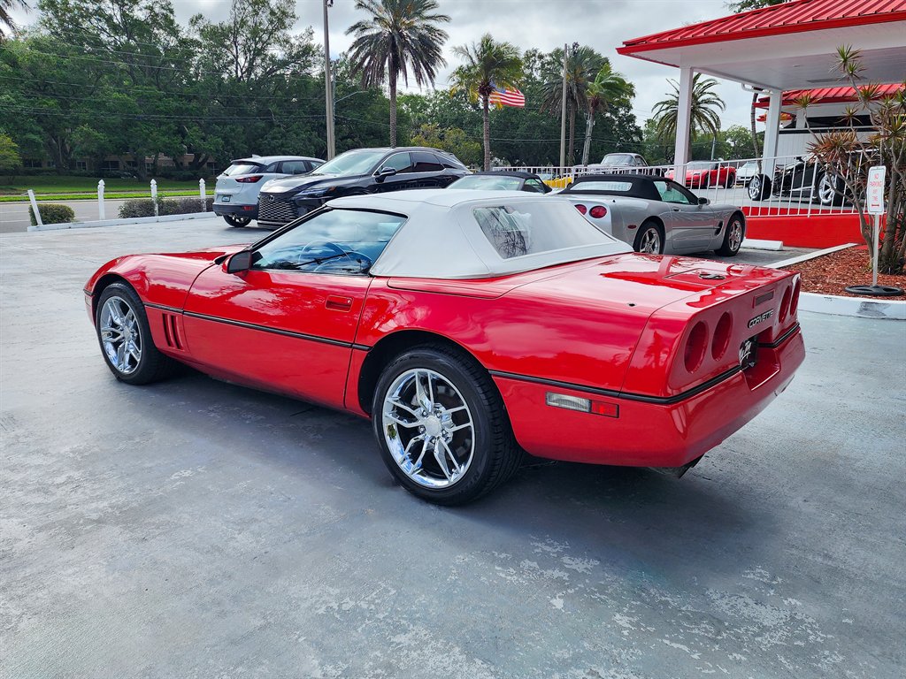 1990 Chevrolet Corvette - $16,975