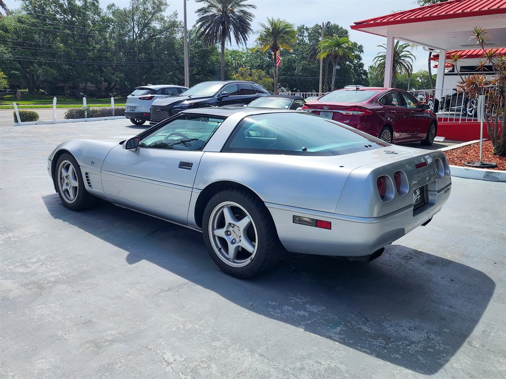 1996 Chevrolet Corvette - $18,875