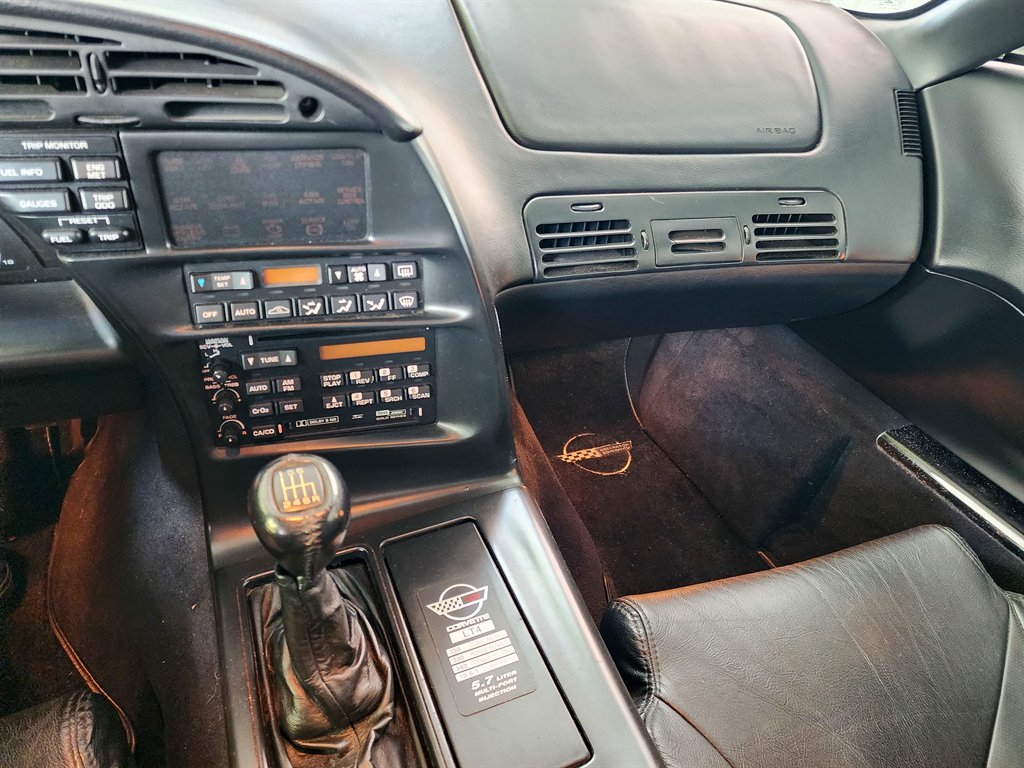 1996 Chevrolet Corvette - $18,875