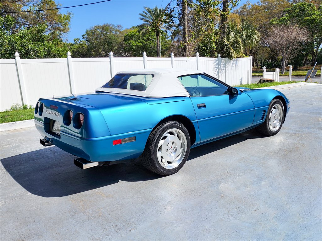 1993 Chevrolet Corvette - $17,875