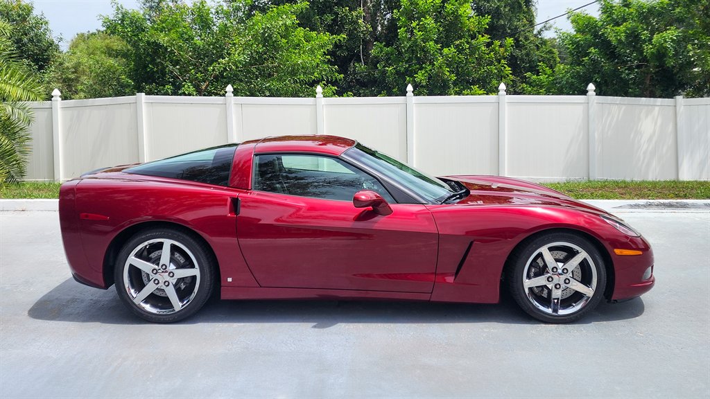 2007 Chevrolet Corvette - $38,875