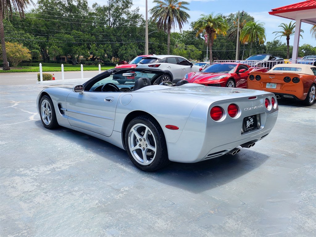 2000 Chevrolet Corvette - $17,875