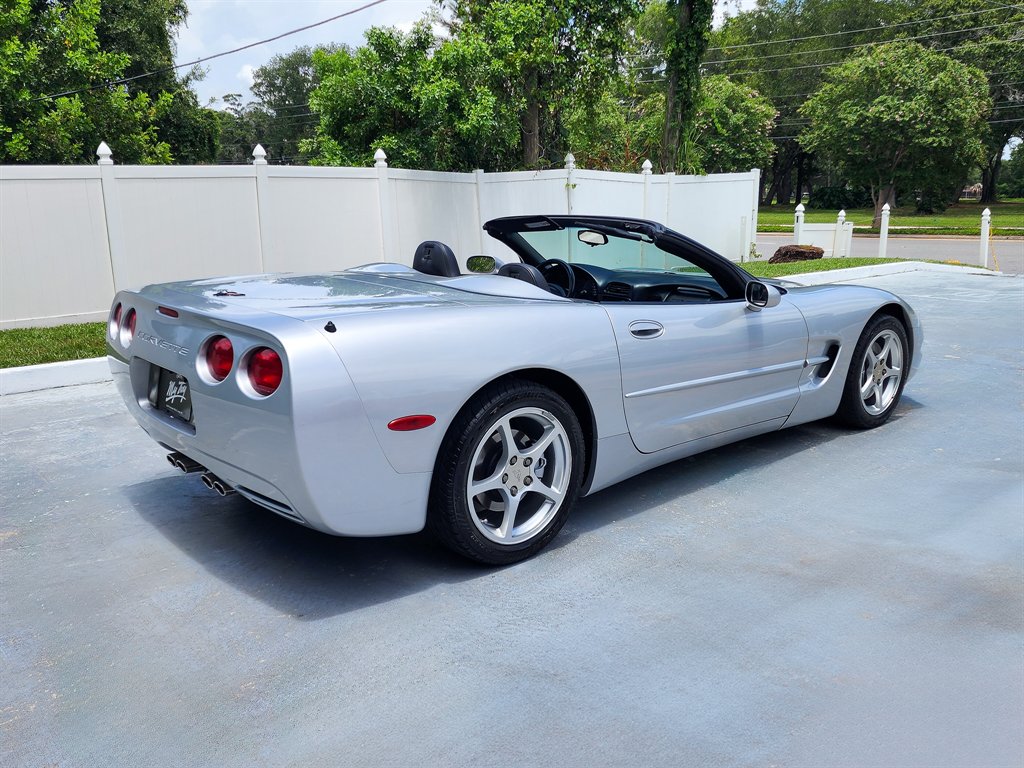 2000 Chevrolet Corvette - $17,875