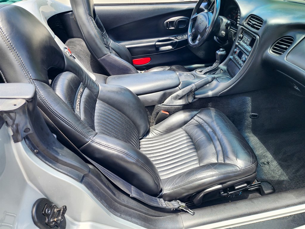 2000 Chevrolet Corvette - $17,875