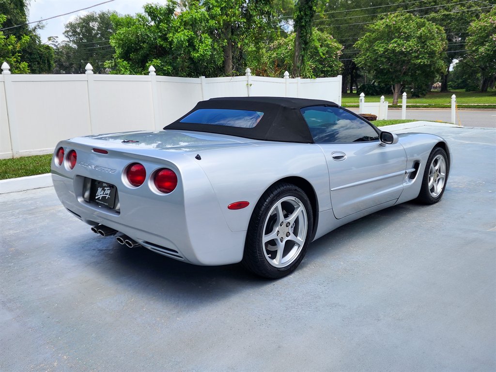 2000 Chevrolet Corvette - $17,875