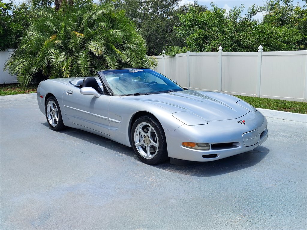 2000 Chevrolet Corvette - $17,875