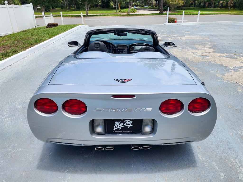 2000 Chevrolet Corvette - $17,875