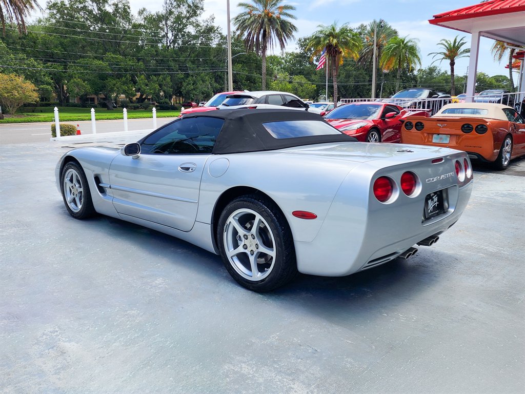 2000 Chevrolet Corvette - $17,875
