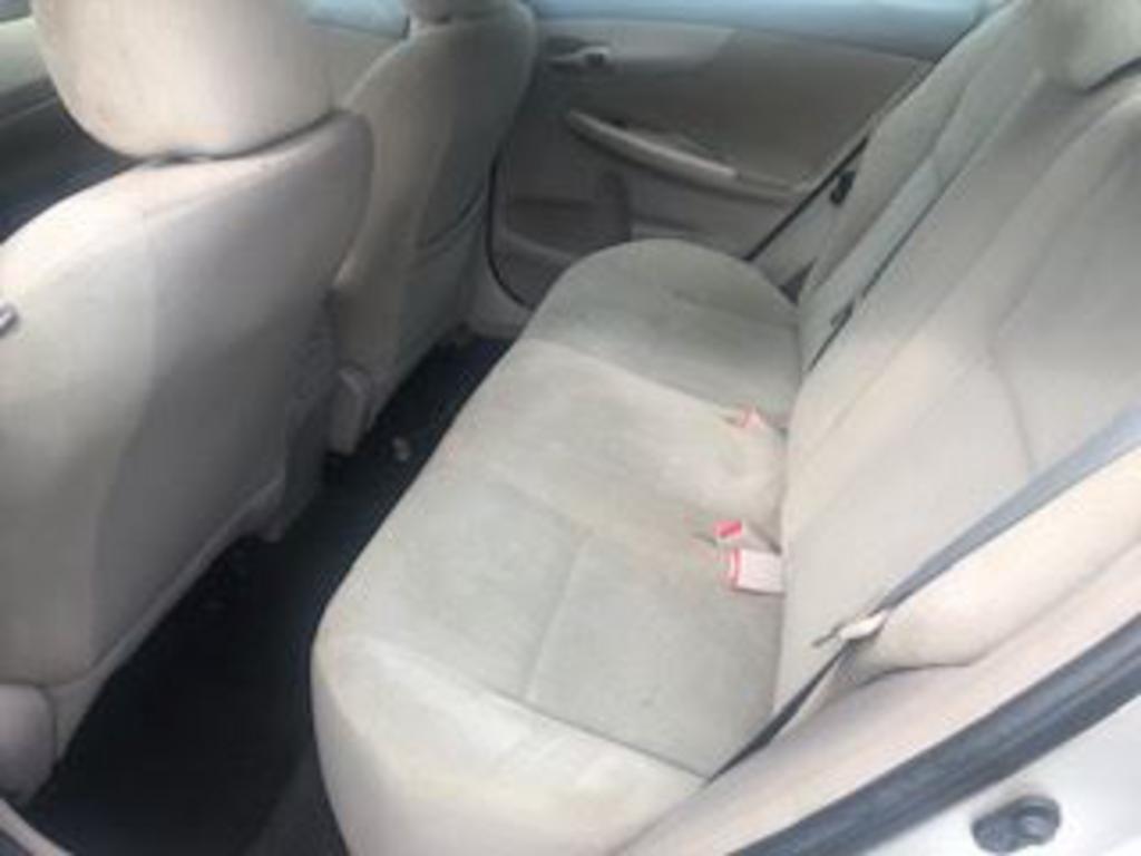 2013 Toyota Corolla L photo