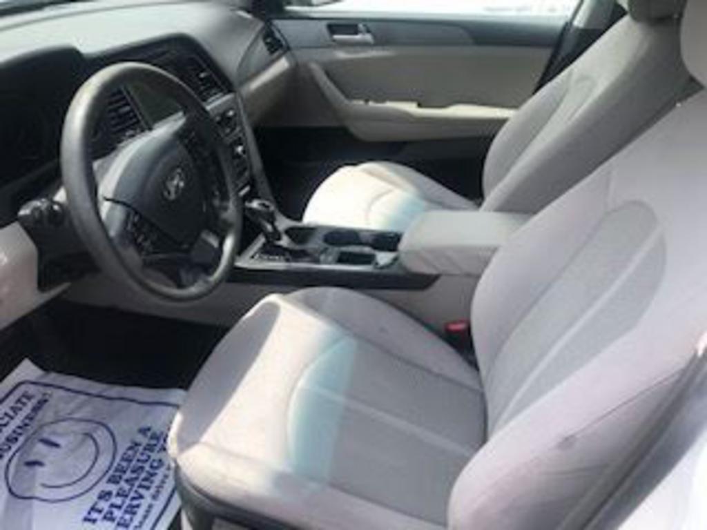 2016 Hyundai Sonata - $7,995