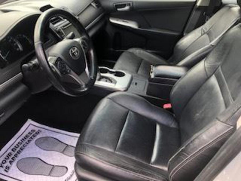2014 Toyota Camry L photo