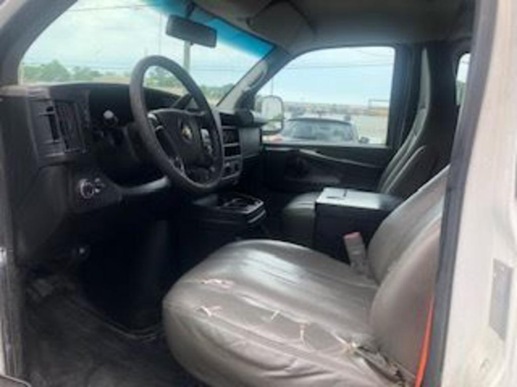 2014 Chevrolet Express 2500 2500 photo