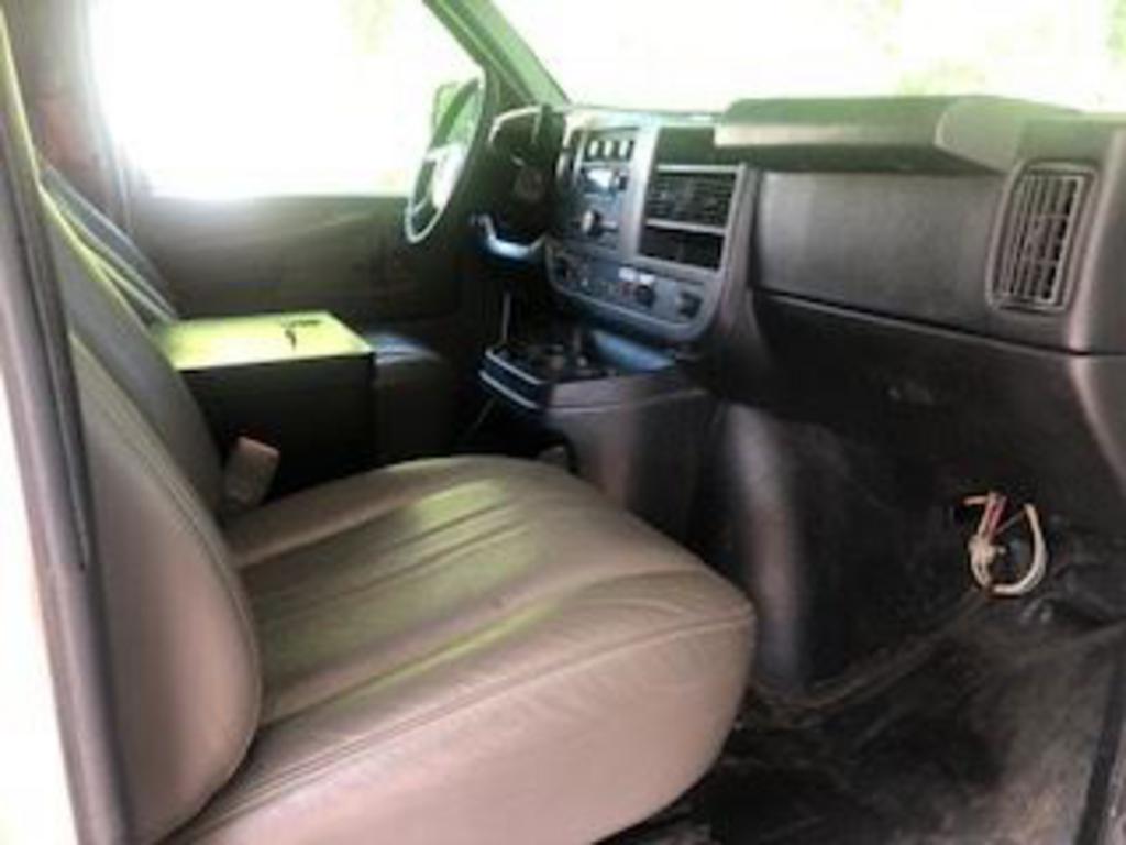 2014 Chevrolet Express 2500 2500 photo