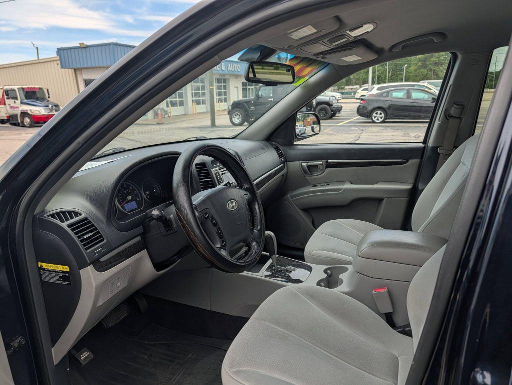 2009 Hyundai Santa Fe - $5,495
