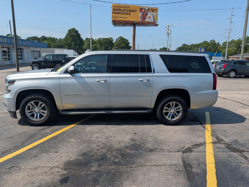 2015 Chevrolet Suburban - $13,995