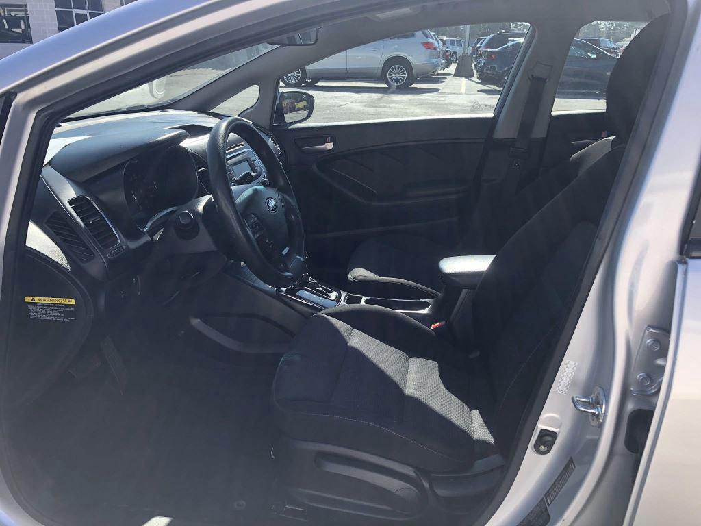 2017 Kia Forte - $9,995