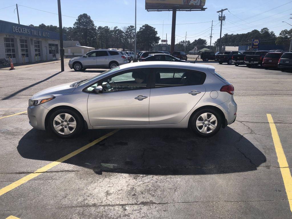 2017 Kia Forte - $9,995