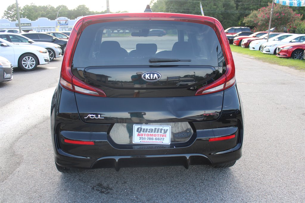 2020 Kia Soul GT-Line photo
