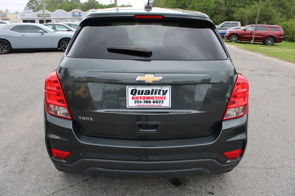2020 Chevrolet Trax LS photo