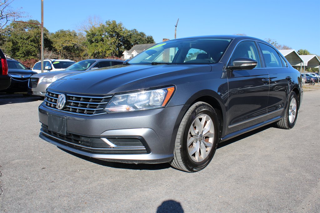2017 Volkswagen Passat