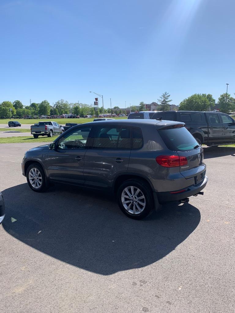 2014 Volkswagen Tiguan S 4Motion photo