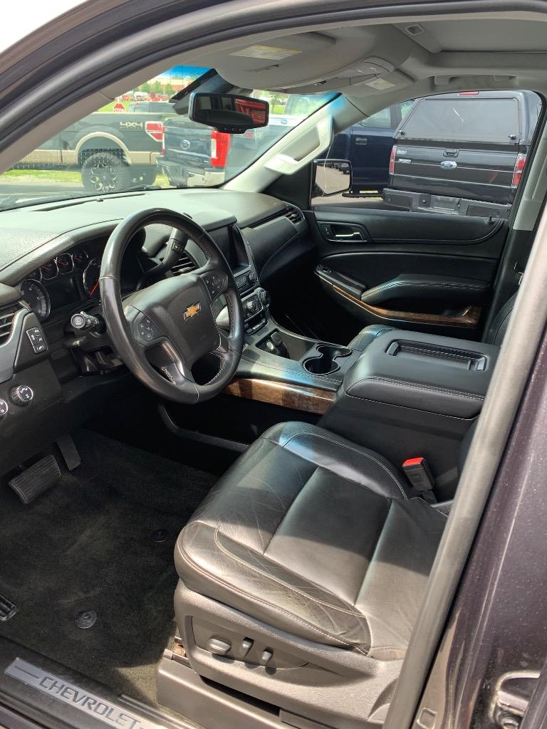 2018 Chevrolet Suburban 1500 LT photo