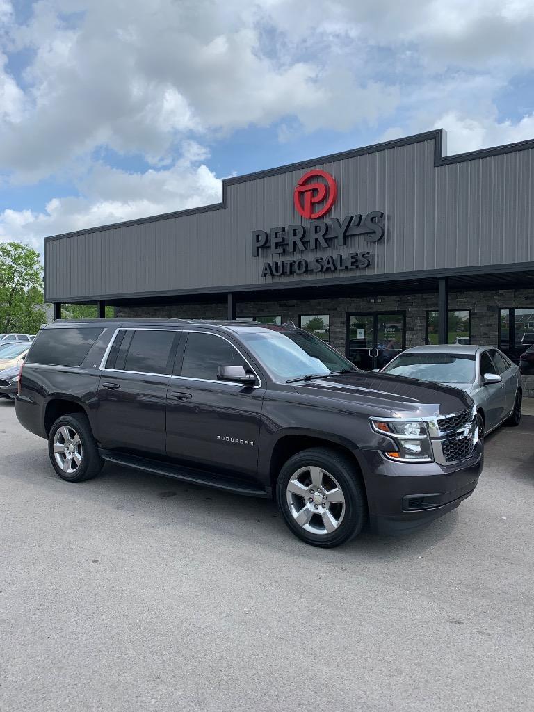 2018 Chevrolet Suburban 1500 LT photo