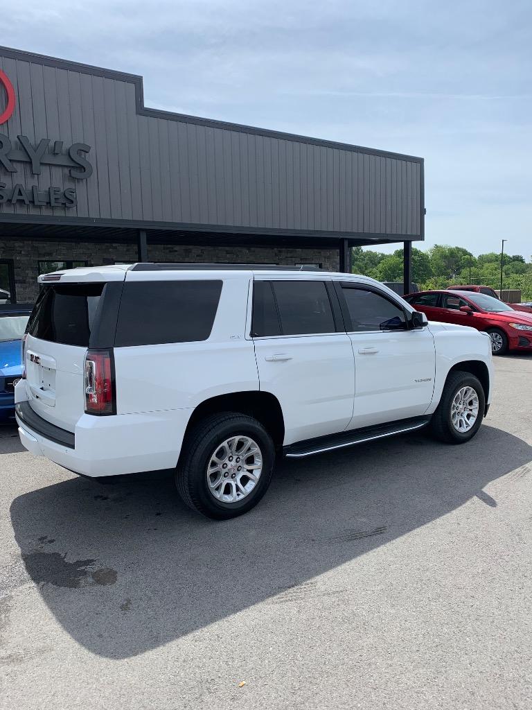 2017 GMC Yukon SLT photo
