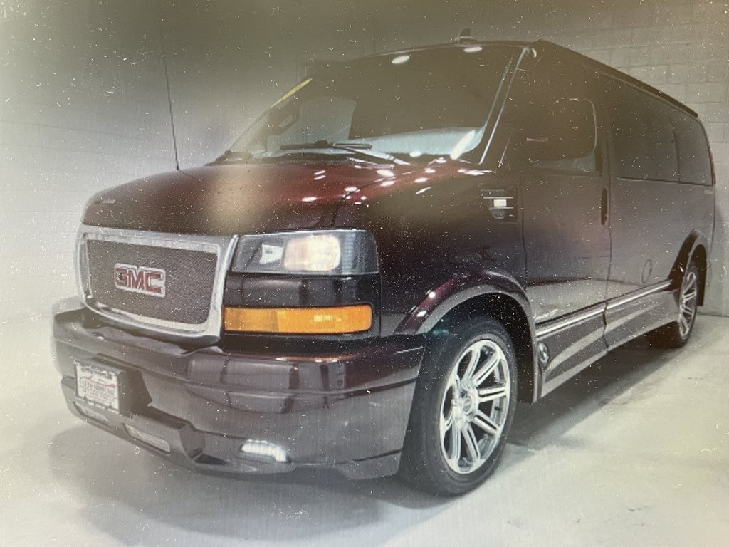 2016 GMC Savana