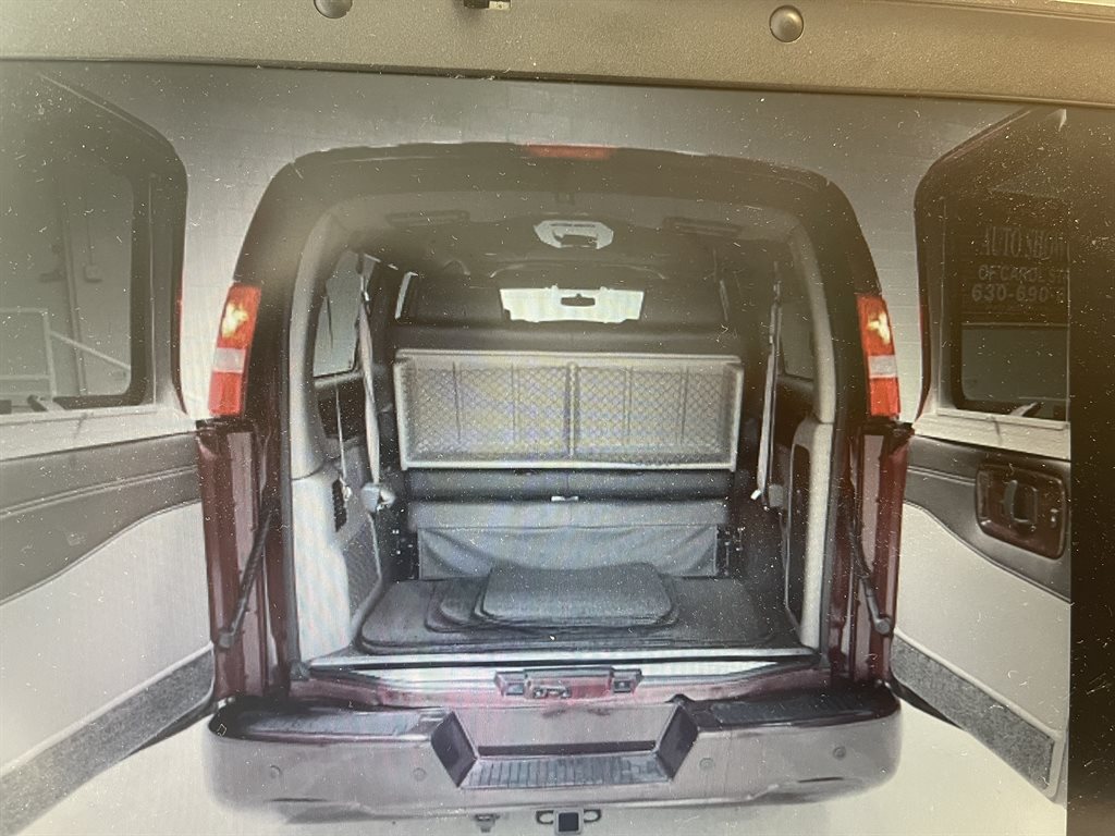 2016 GMC Savana